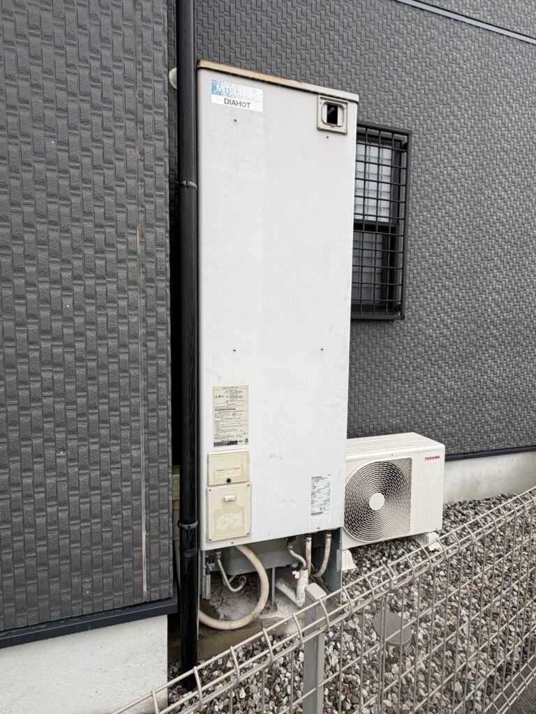 岸和田市A様邸 三菱電気温水器SRT-J46W4 交換前